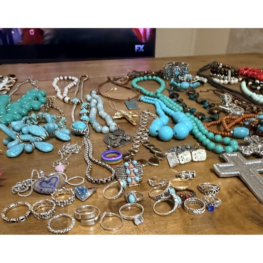 3‎ LBS Jewelry Vintage Modern 93 Pieces Necklace Earrings Bracelet - Picture 13 of 16